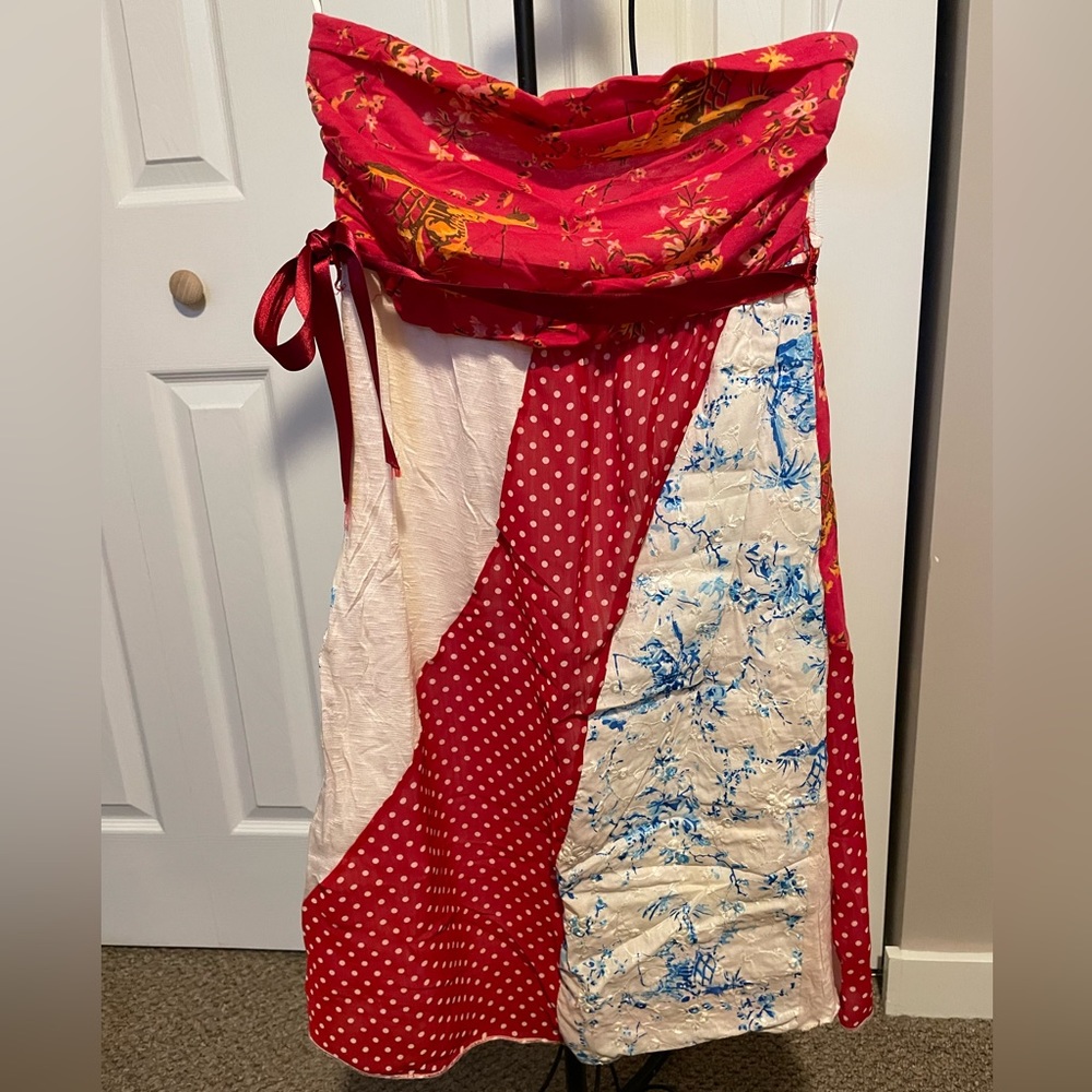 Strapless dress by Muchacha